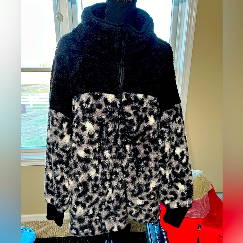 Lularoe Sherpa Half zip Jacket